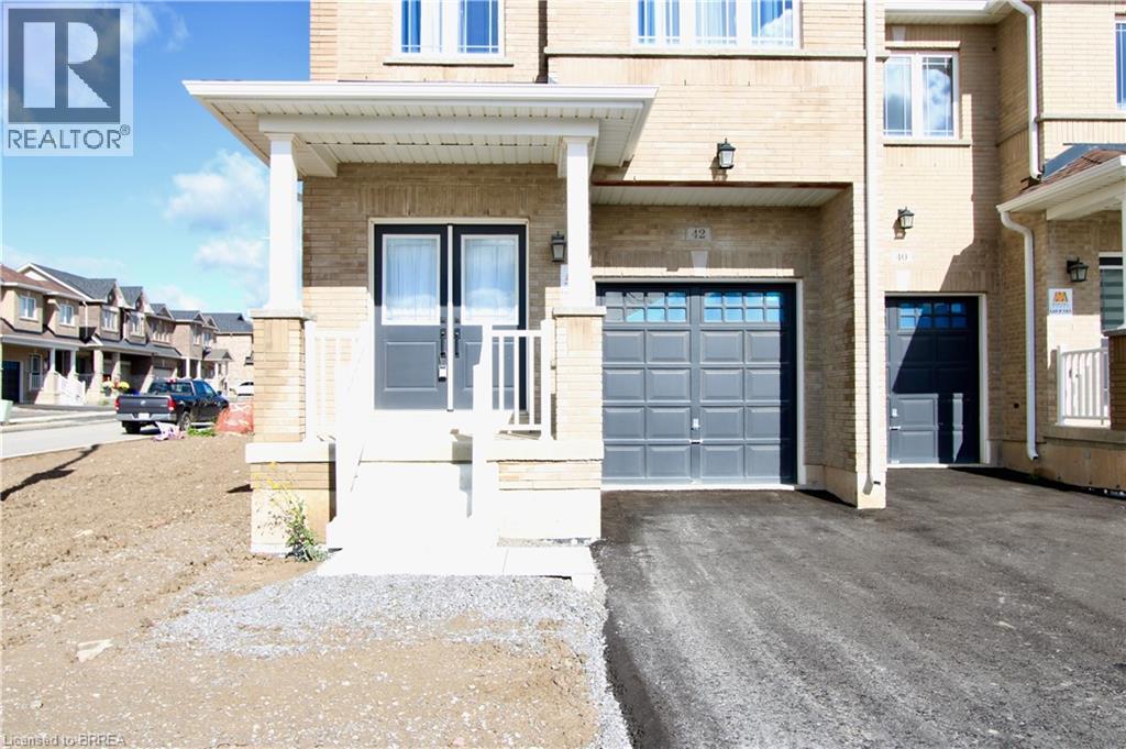 42 Bruton Street, Thorold, Ontario  L2V 0J6 - Photo 3 - 40782073