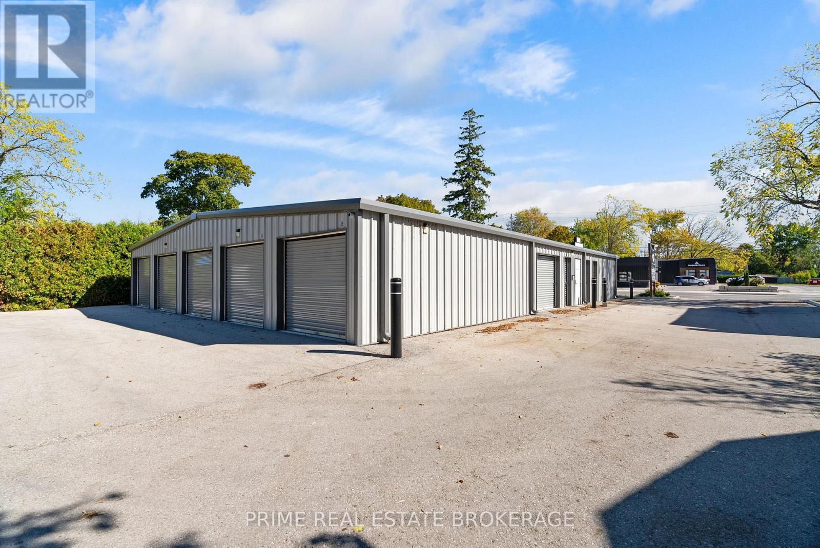 47 Ontario Street N, Lambton Shores, Ontario  N0M 1T0 - Photo 18 - X12481204