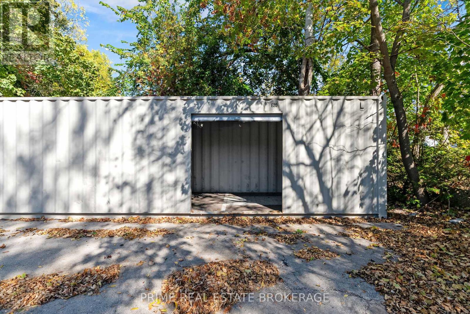 47 Ontario Street N, Lambton Shores, Ontario  N0M 1T0 - Photo 22 - X12481204