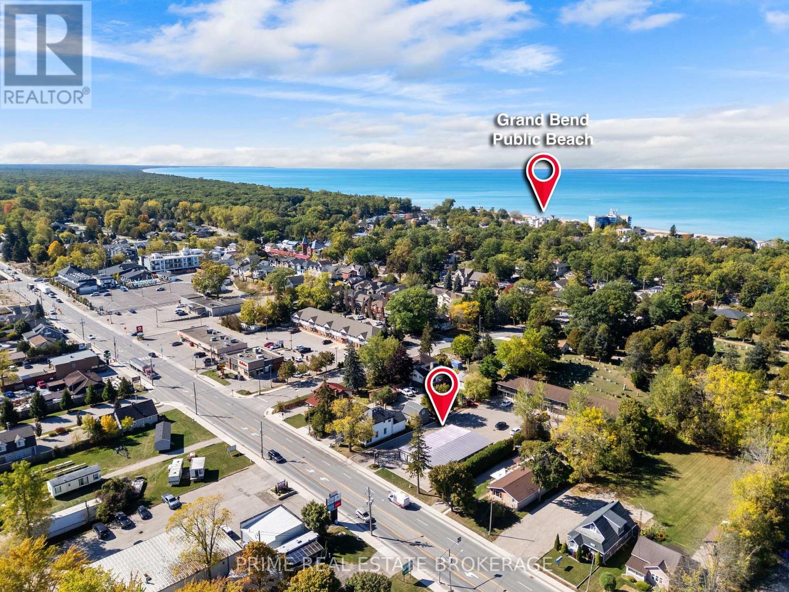 47 Ontario Street N, Lambton Shores, Ontario  N0M 1T0 - Photo 4 - X12481204
