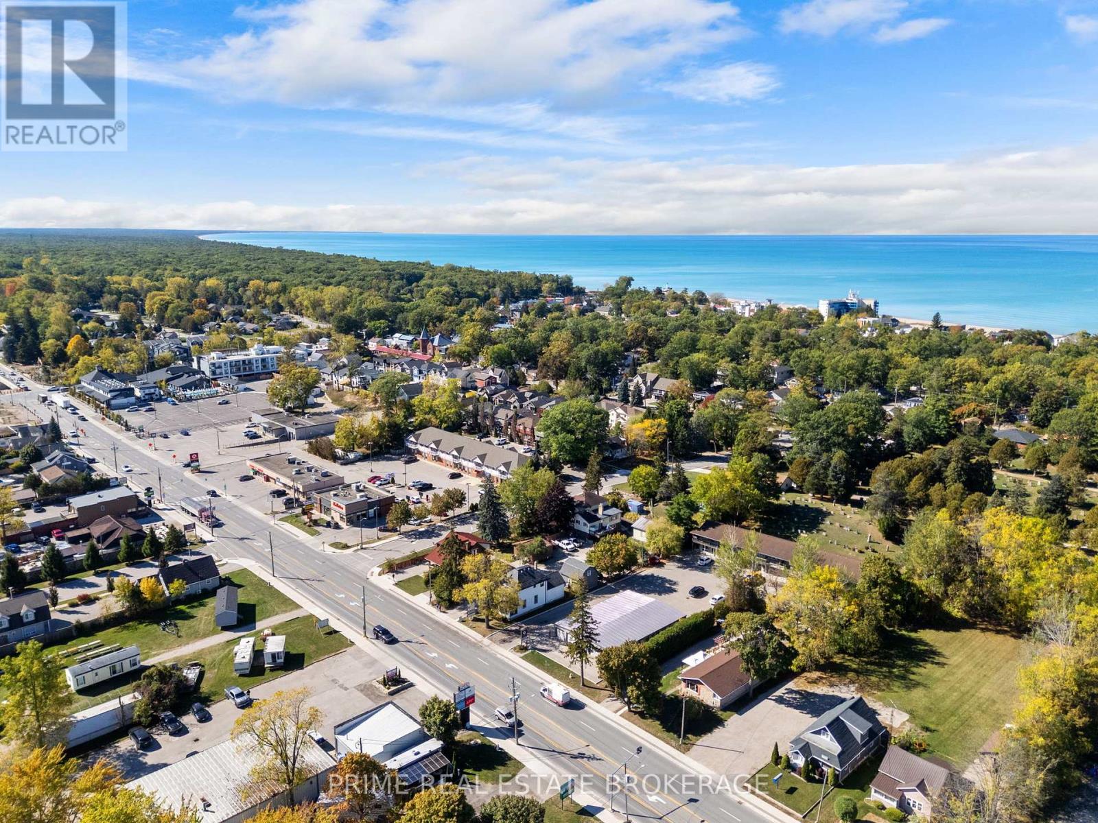 47 Ontario Street N, Lambton Shores, Ontario  N0M 1T0 - Photo 46 - X12481204