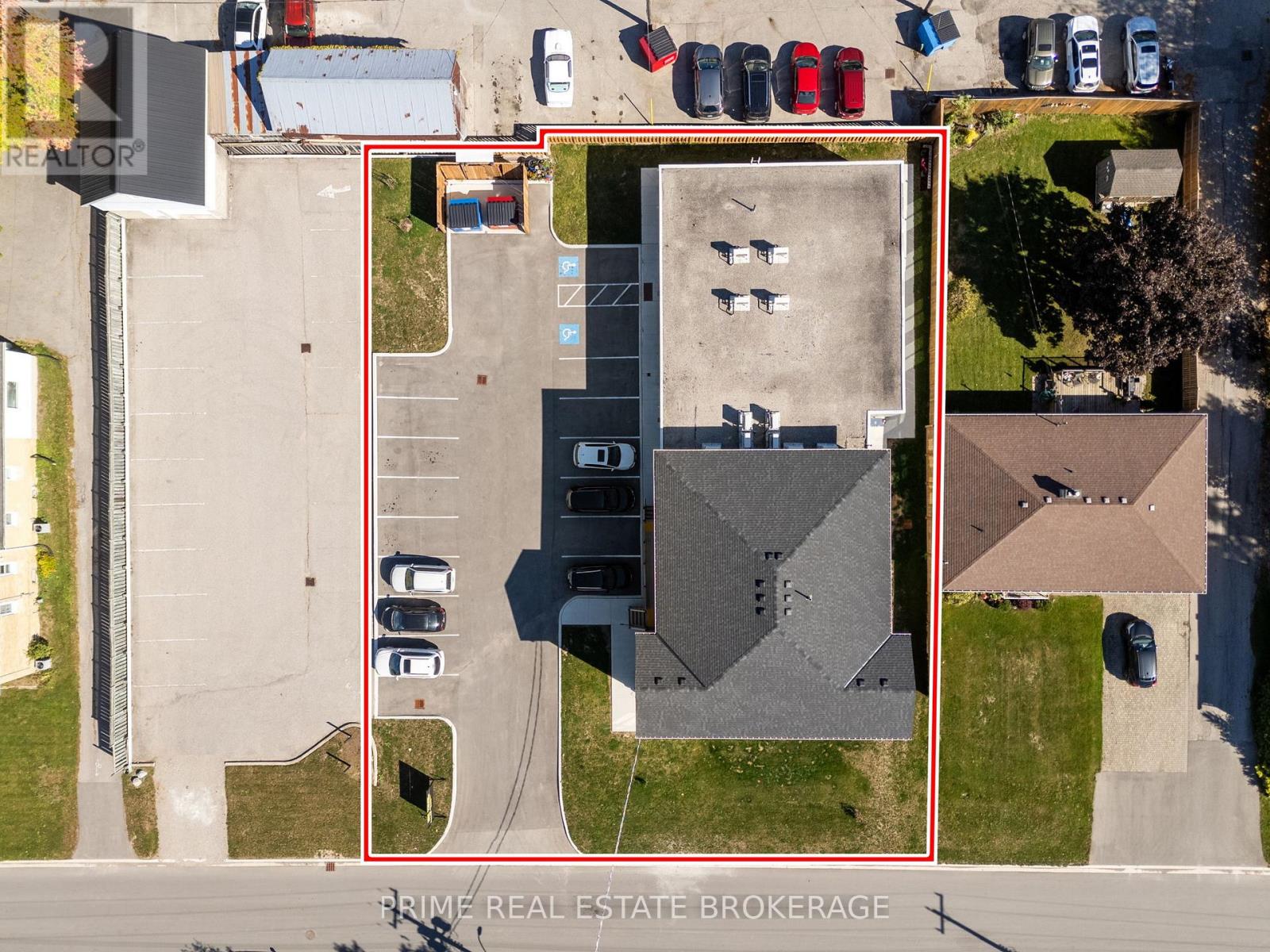 370 William Street, South Huron, Ontario  N0M 1S2 - Photo 6 - X12481207