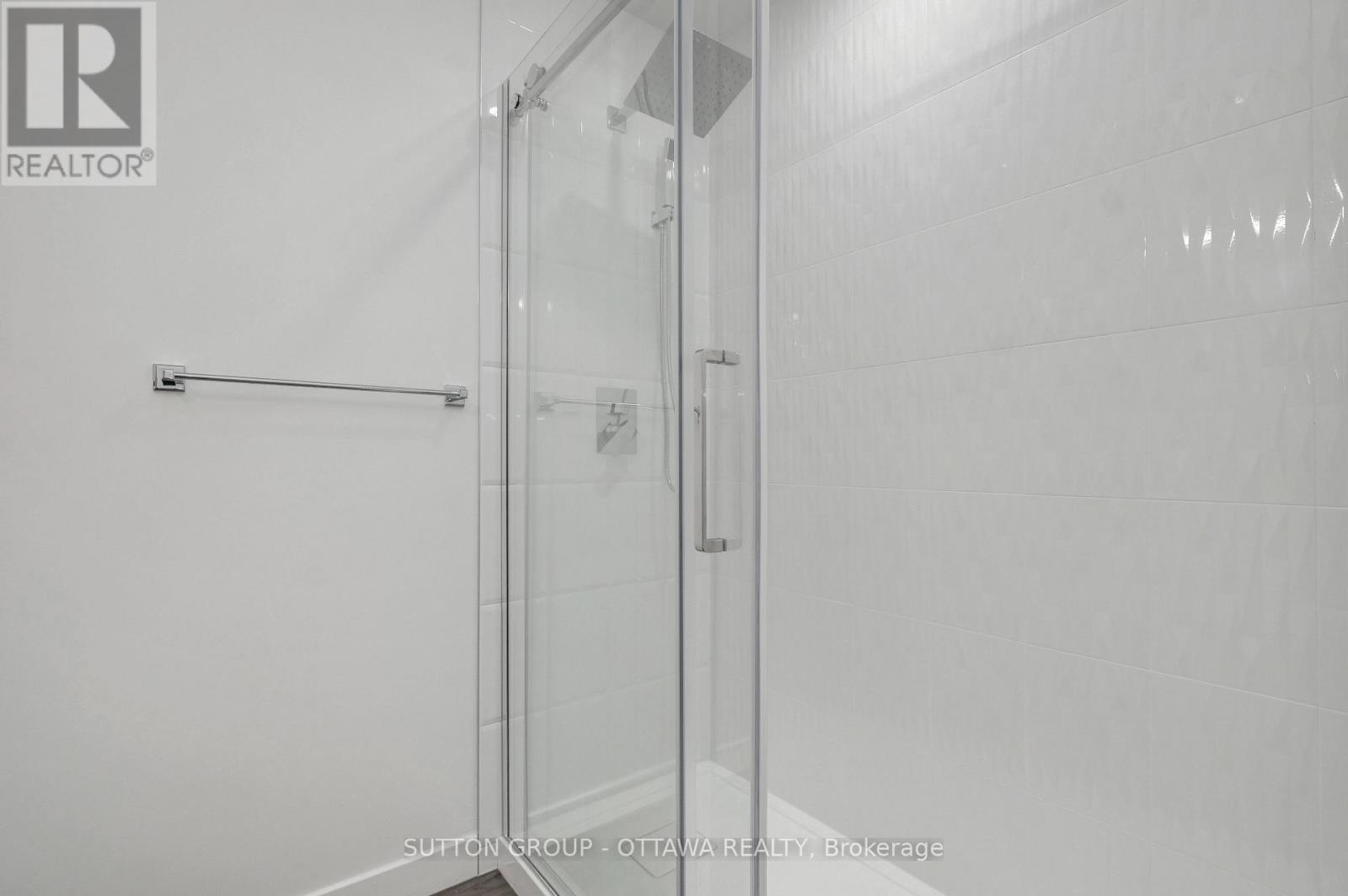 407 - 399 Winston Avenue, Ottawa, Ontario  K2A 1Y8 - Photo 20 - X12481210