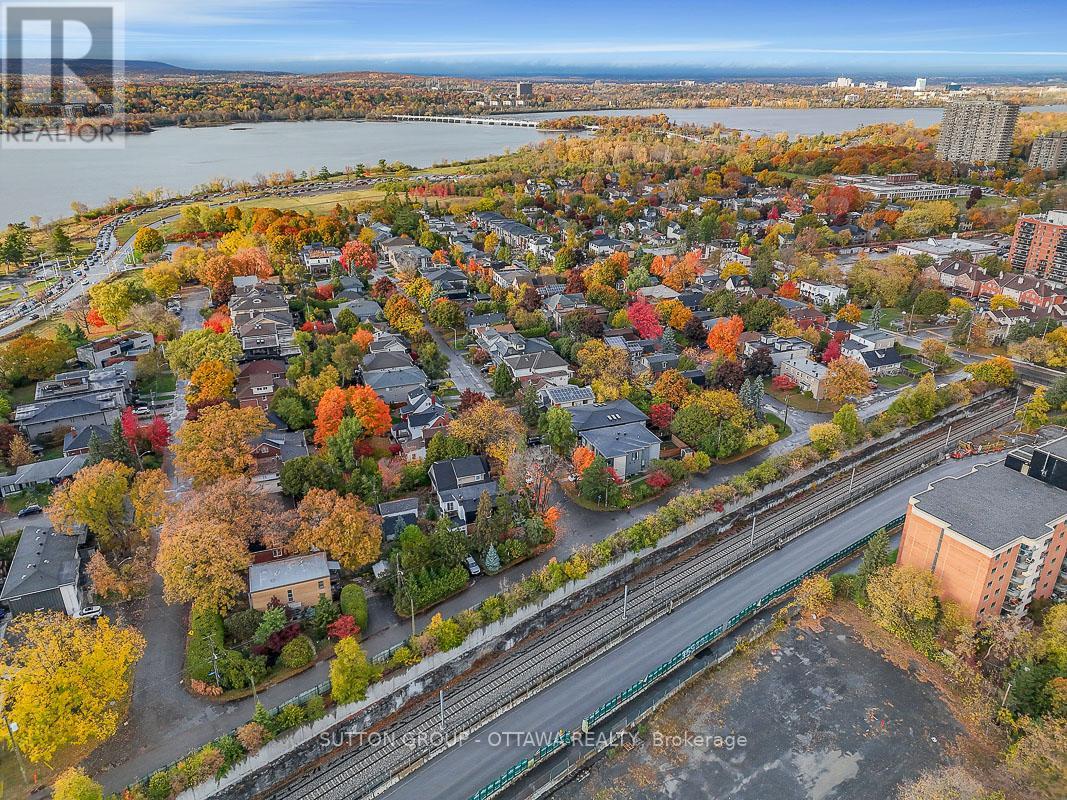 407 - 399 Winston Avenue, Ottawa, Ontario  K2A 1Y8 - Photo 37 - X12481210