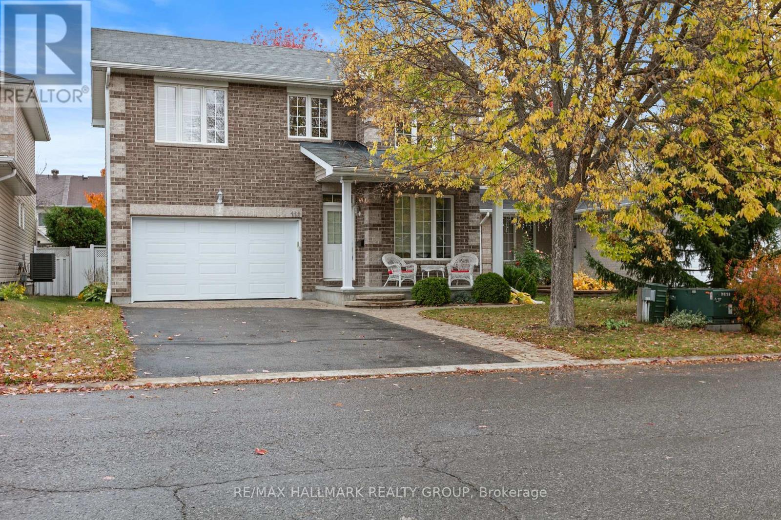 111 WOLISTON CRESCENT, Ottawa, Ontario