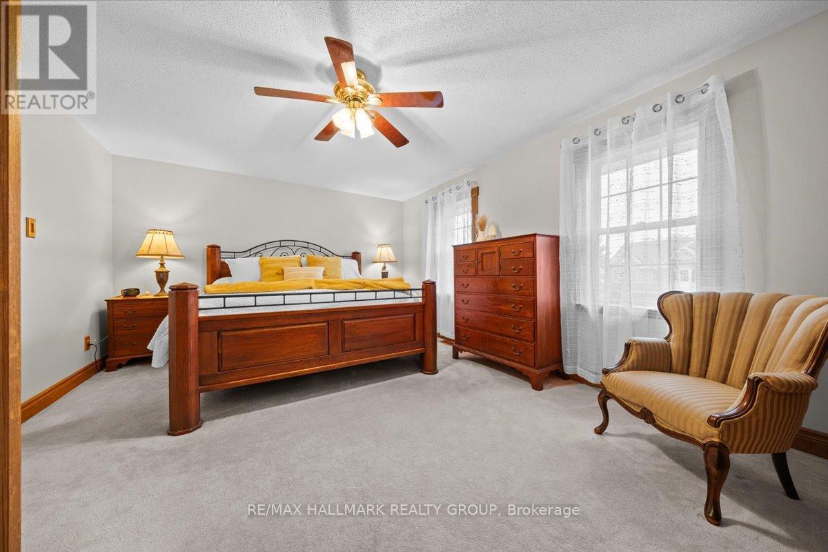 67 Mattawa Crescent, Ottawa, Ontario  K2M 2E8 - Photo 20 - X12481217