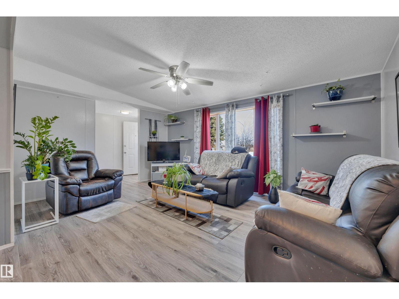 471020 Rge Road 242, Rural Wetaskiwin County, Alberta  T9A 1X1 - Photo 4 - E4463422