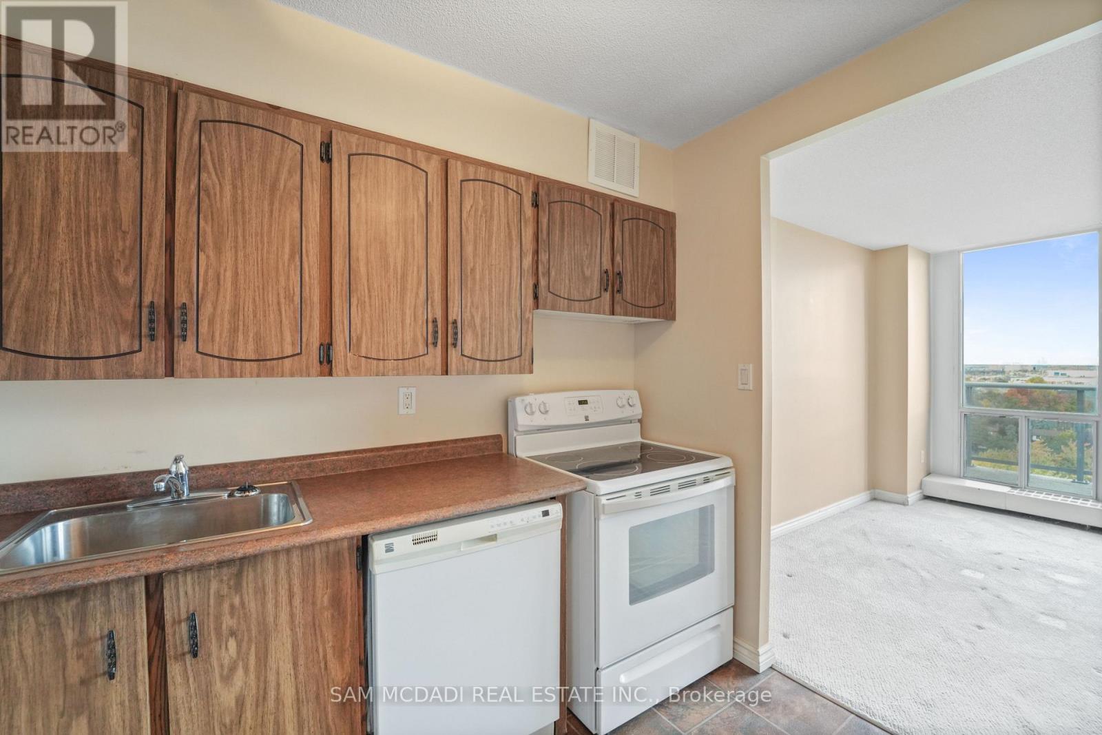 1102 - 2665 Windwood Drive, Mississauga, Ontario  L5N 2P2 - Photo 10 - W12481076