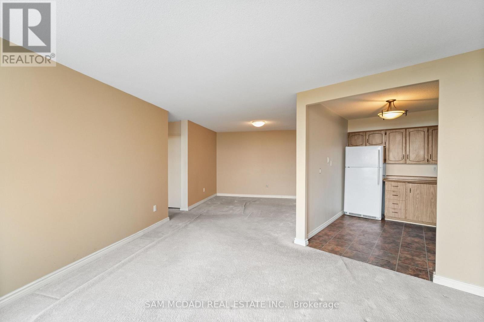 1102 - 2665 Windwood Drive, Mississauga, Ontario  L5N 2P2 - Photo 8 - W12481076