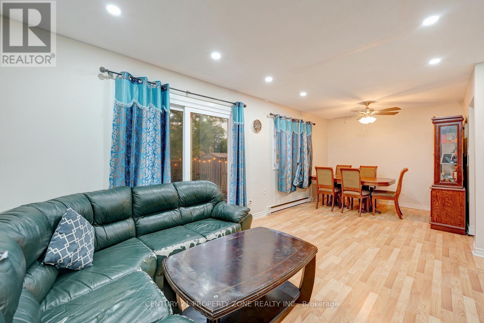 3 Jasmine Square, Brampton, Ontario  L6S 2N1 - Photo 12 - W12481088