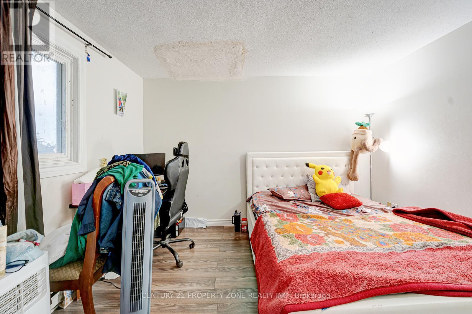 3 Jasmine Square, Brampton, Ontario  L6S 2N1 - Photo 23 - W12481088