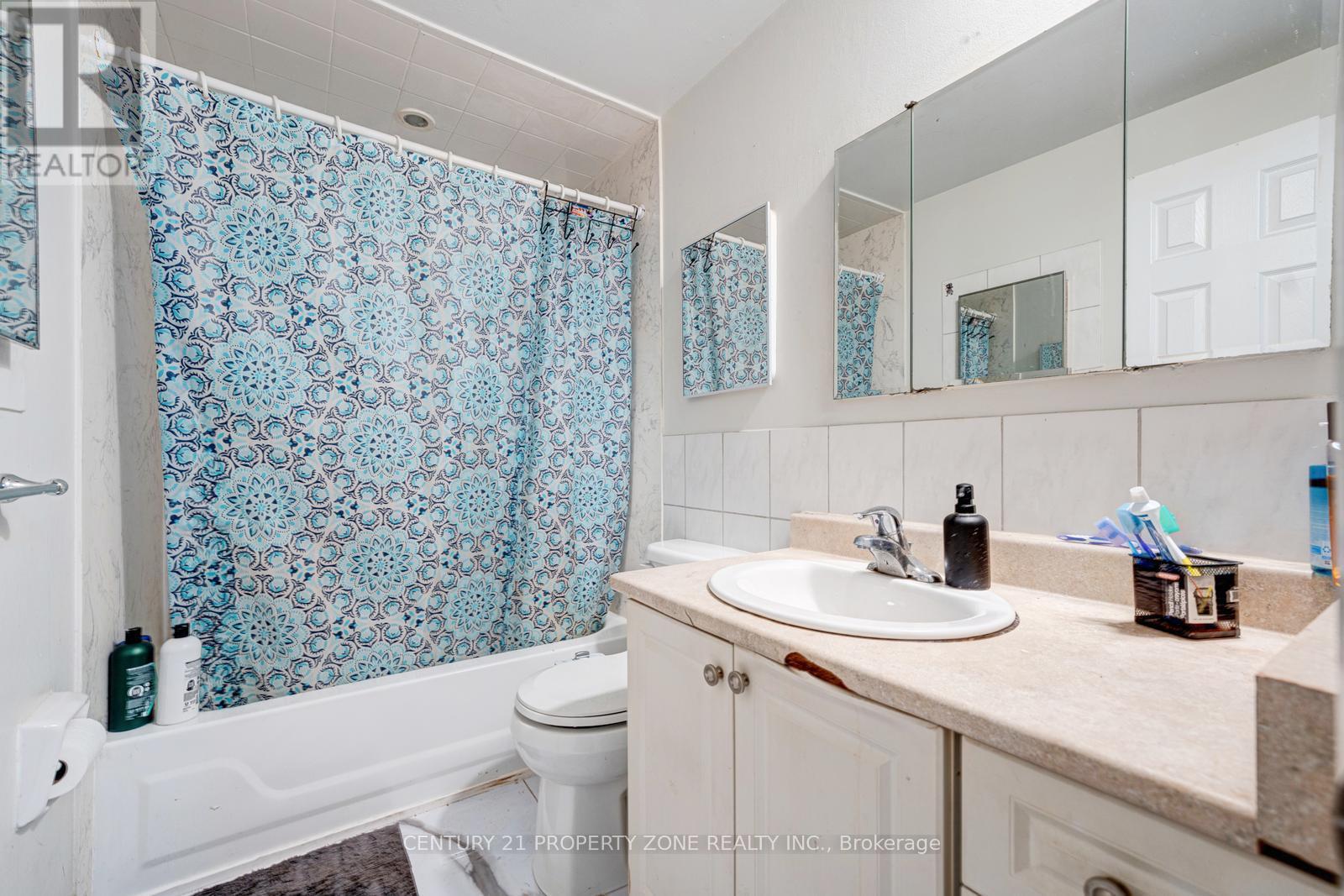 3 Jasmine Square, Brampton, Ontario  L6S 2N1 - Photo 32 - W12481088