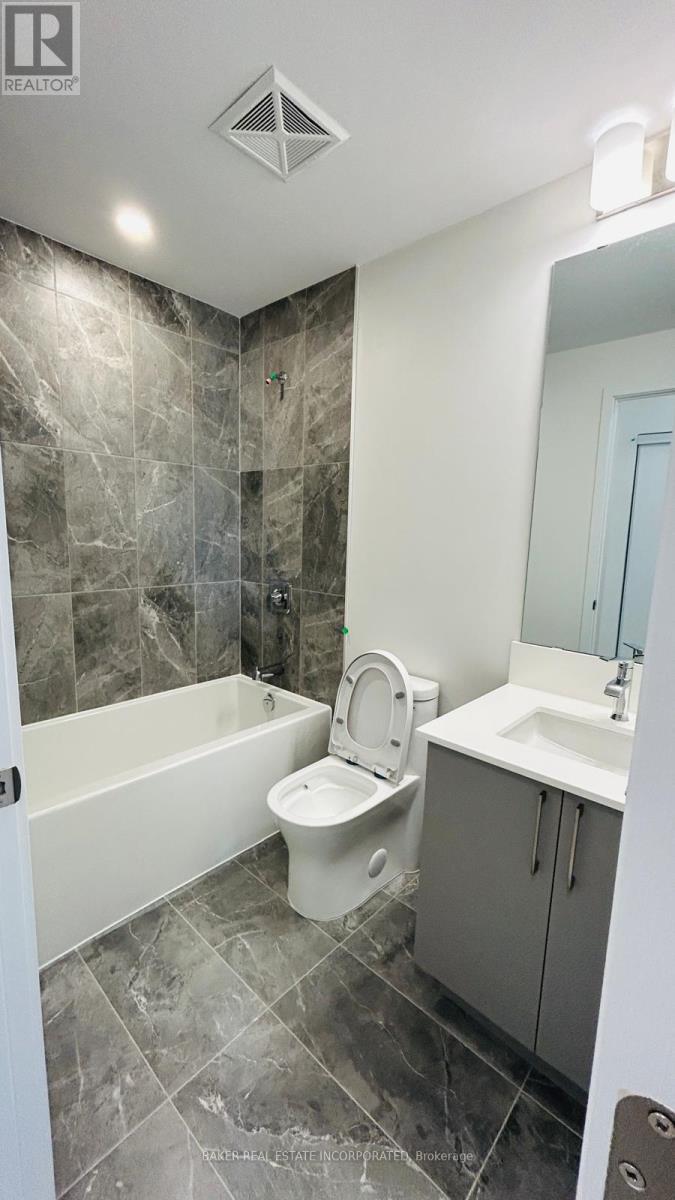 201 - 500 Plains Road E, Burlington, Ontario  L7T 2E1 - Photo 9 - W12481097