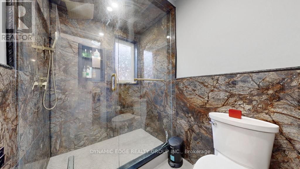 5351 Forest Ridge Drive E, Mississauga, Ontario  L5M 5B4 - Photo 30 - W12481106