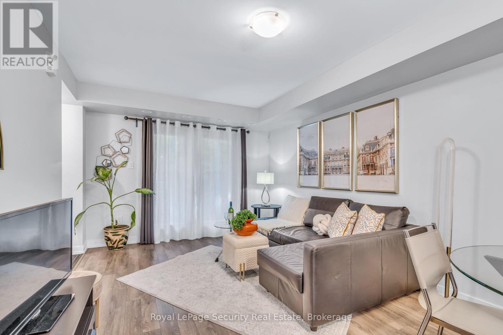 141 - 80 Parrotta Drive, Toronto, Ontario  M9M 0E6 - Photo 16 - W12481108