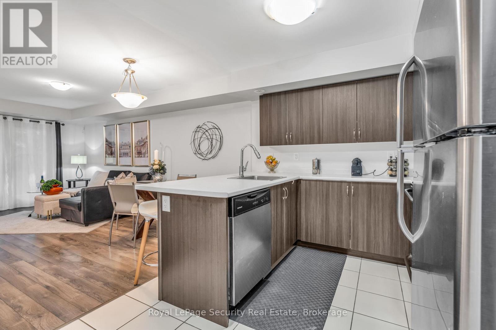 141 - 80 Parrotta Drive, Toronto, Ontario  M9M 0E6 - Photo 23 - W12481108
