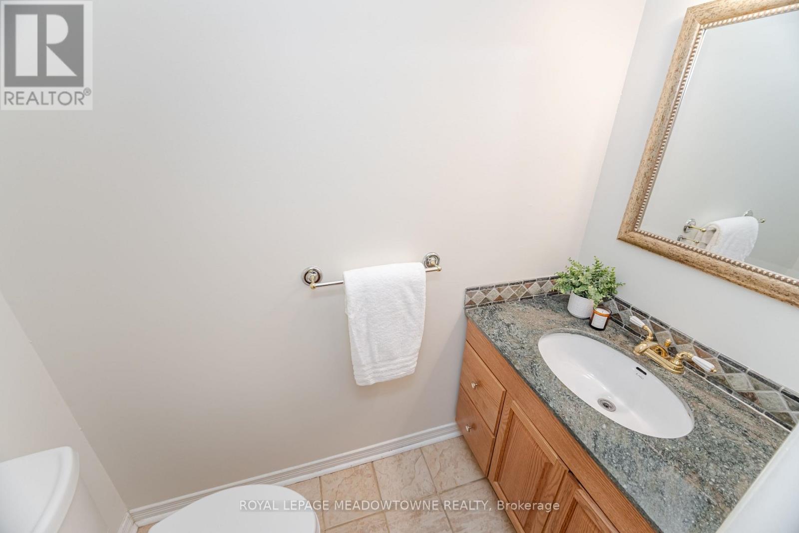 6236 Camgreen Circle, Mississauga, Ontario  L5N 4M5 - Photo 23 - W12481166