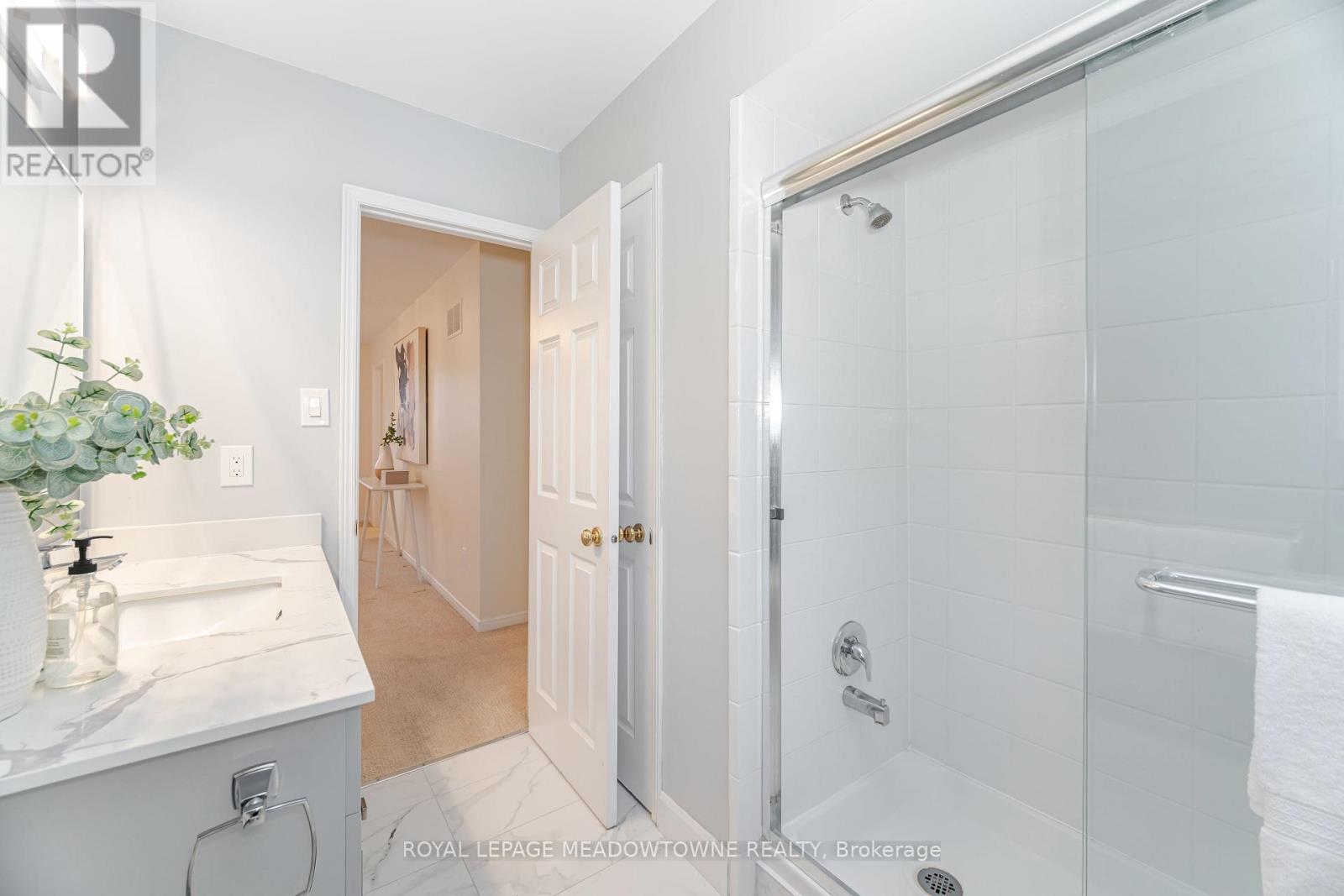 6236 Camgreen Circle, Mississauga, Ontario  L5N 4M5 - Photo 28 - W12481166