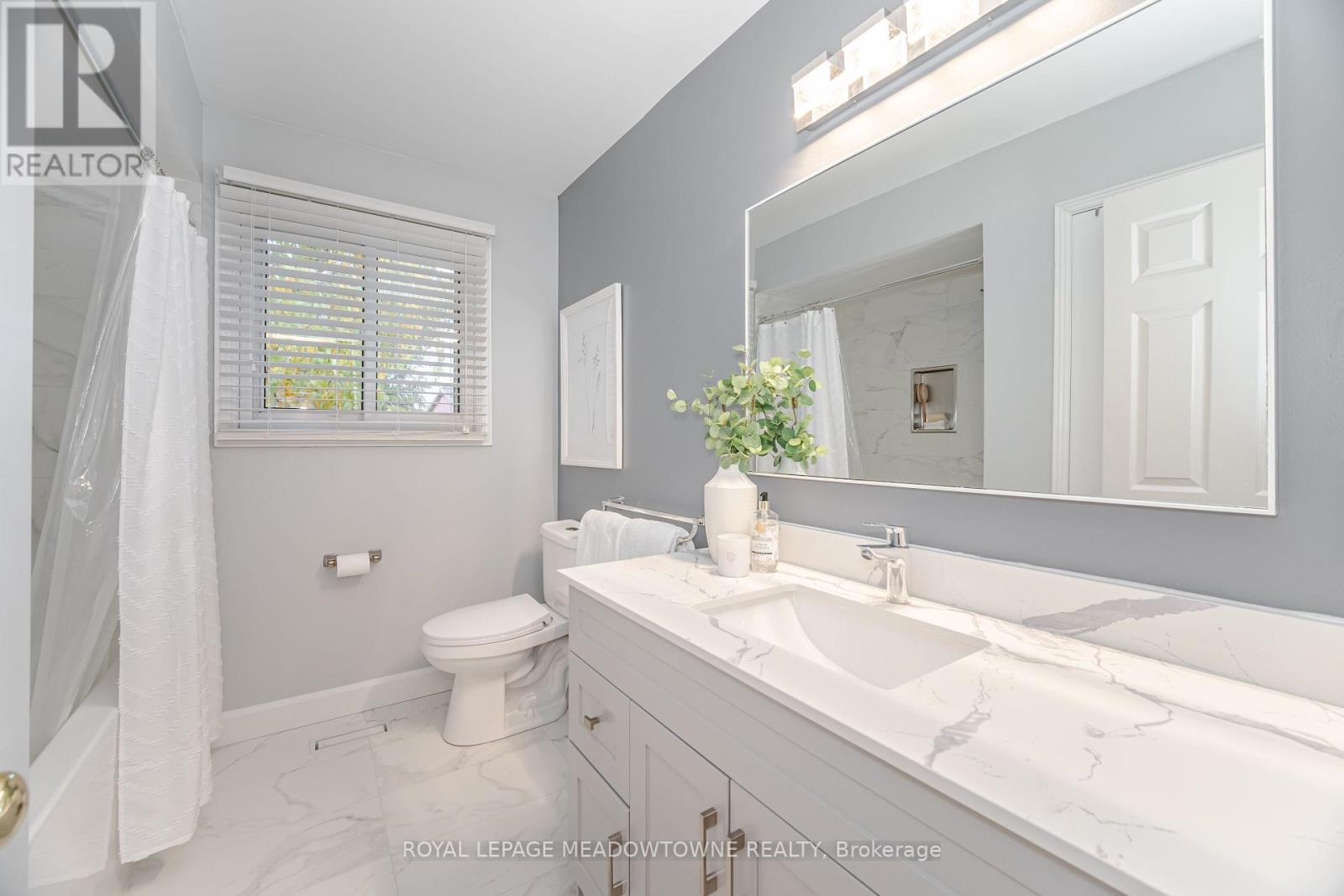 6236 Camgreen Circle, Mississauga, Ontario  L5N 4M5 - Photo 33 - W12481166