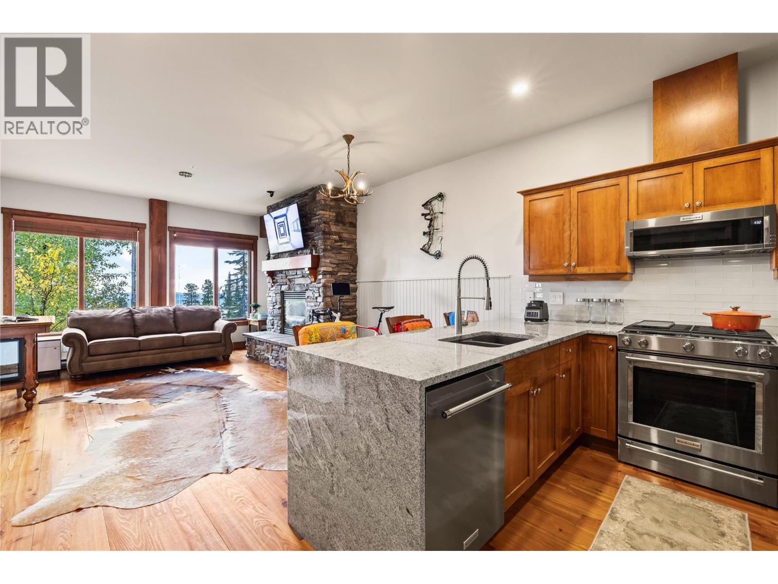 5925 Snow Pines Road Unit# 1, Big White, British Columbia  V1P 1T4 - Photo 2 - 10366722