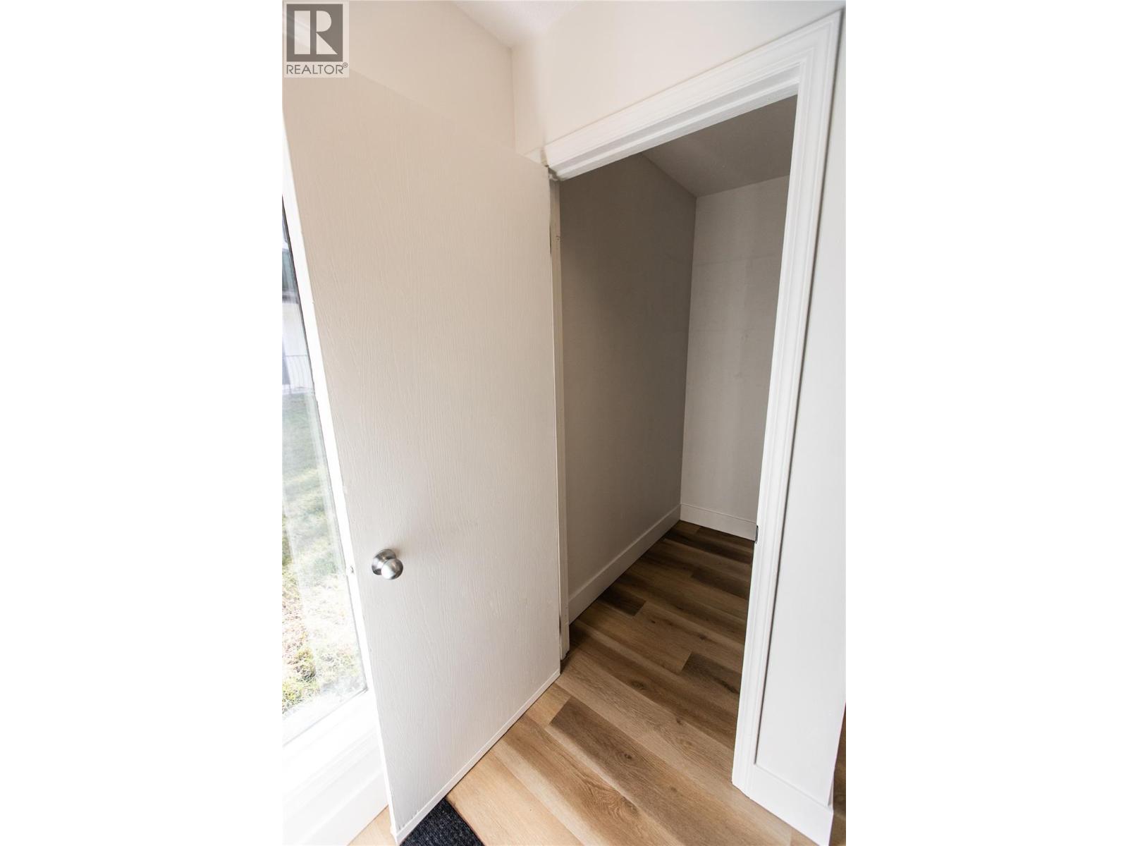 1451 1 Avenue Ne Unit# 503, Salmon Arm, British Columbia  V1E 1N8 - Photo 5 - 10366606