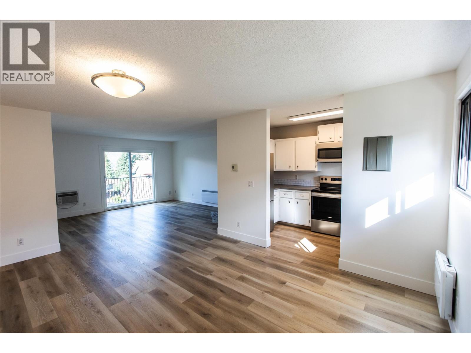 1451 1 Avenue Ne Unit# 503, Salmon Arm, British Columbia  V1E 1N8 - Photo 7 - 10366606