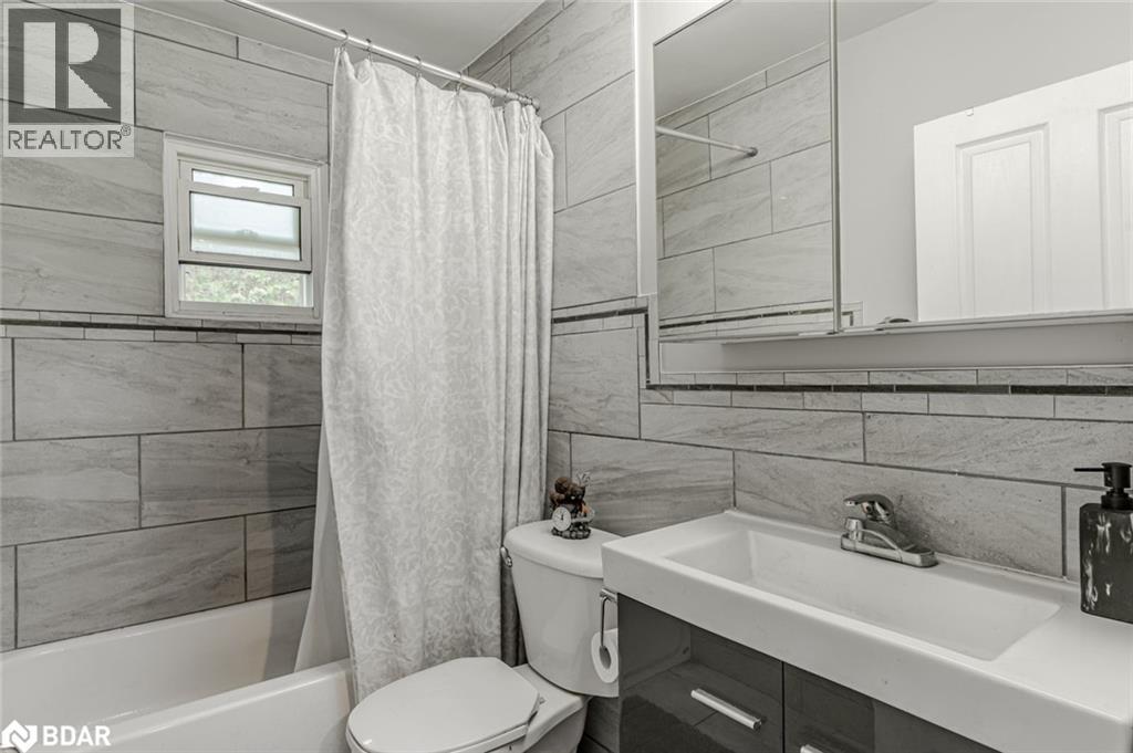34/36 Centre Street, Angus, Ontario  L0M 1B0 - Photo 10 - 40781390