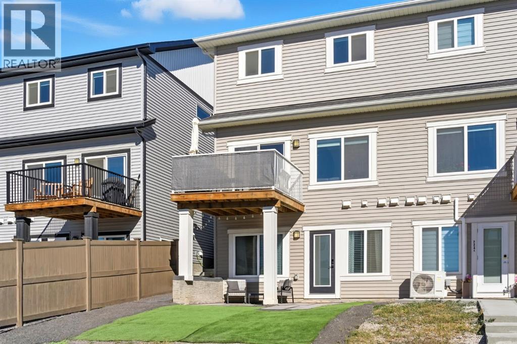 220 Heritage Heights, Cochrane, Alberta  T4C 3A7 - Photo 23 - A2262181