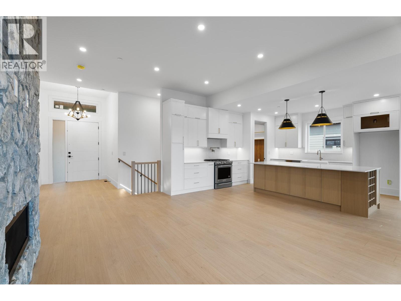 8920 Tavistock Road, Vernon, British Columbia  V1H 2L4 - Photo 14 - 10366674