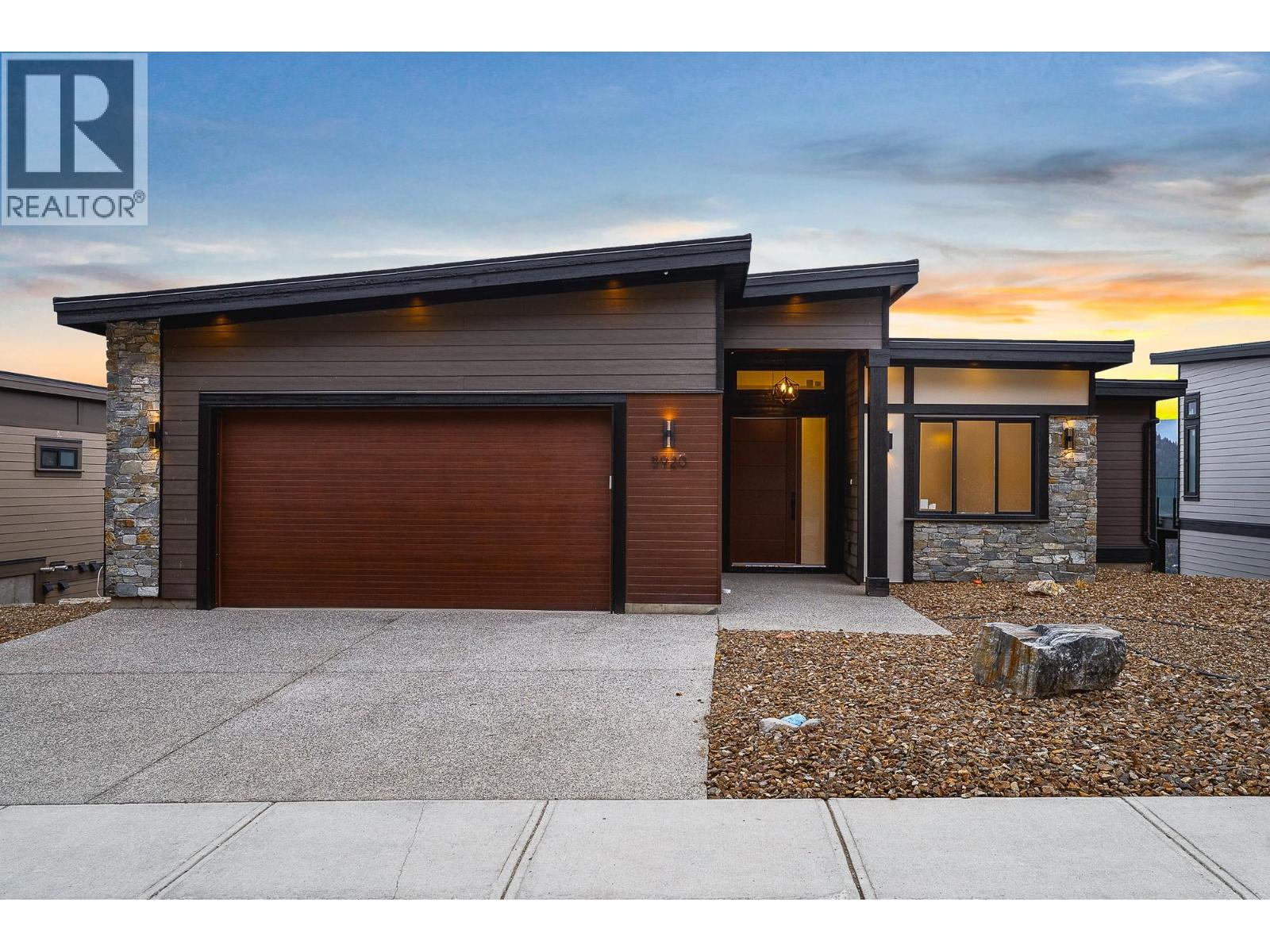 8920 Tavistock Road, Vernon, British Columbia  V1H 2L4 - Photo 2 - 10366674
