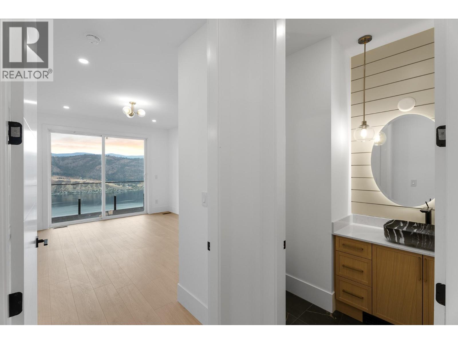 8920 Tavistock Road, Vernon, British Columbia  V1H 2L4 - Photo 38 - 10366674