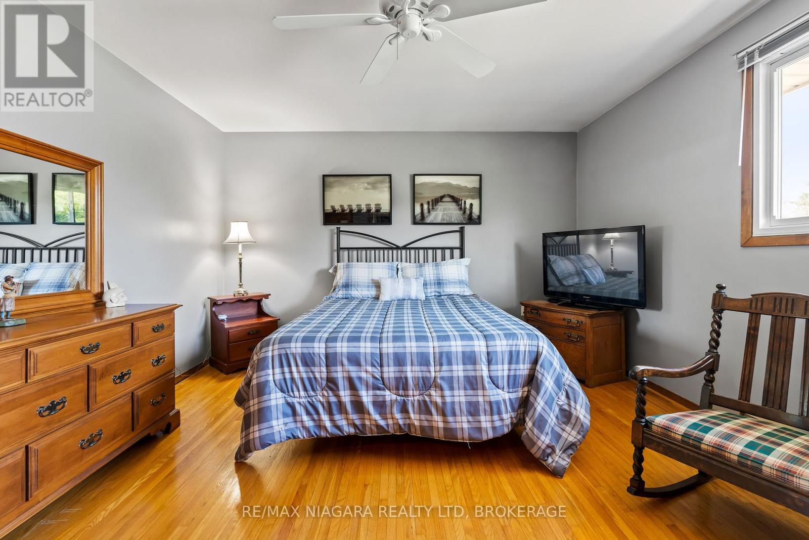 40 Gaspare Drive, Port Colborne, Ontario  L3K 2V2 - Photo 26 - X12481173