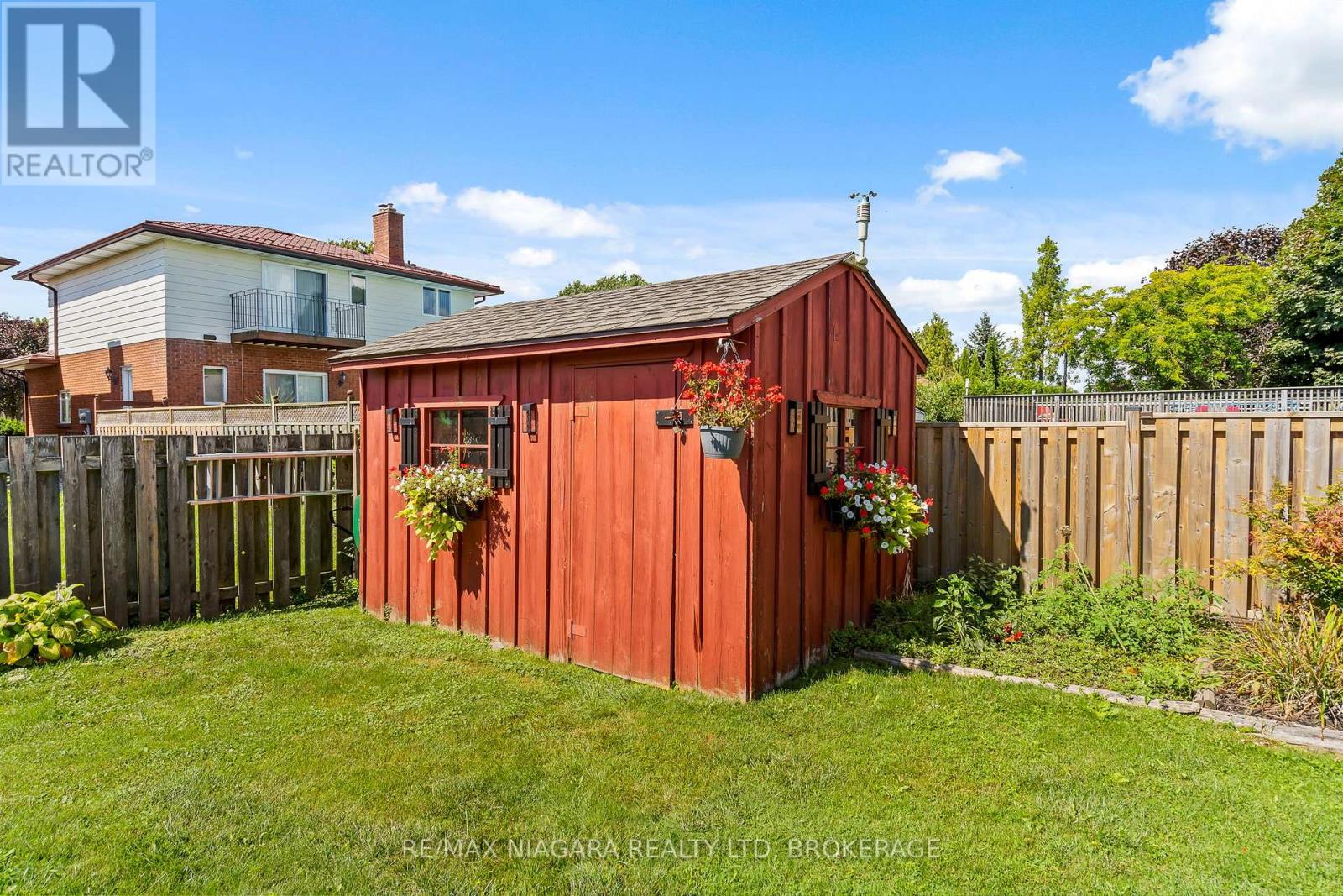 40 Gaspare Drive, Port Colborne, Ontario  L3K 2V2 - Photo 7 - X12481173
