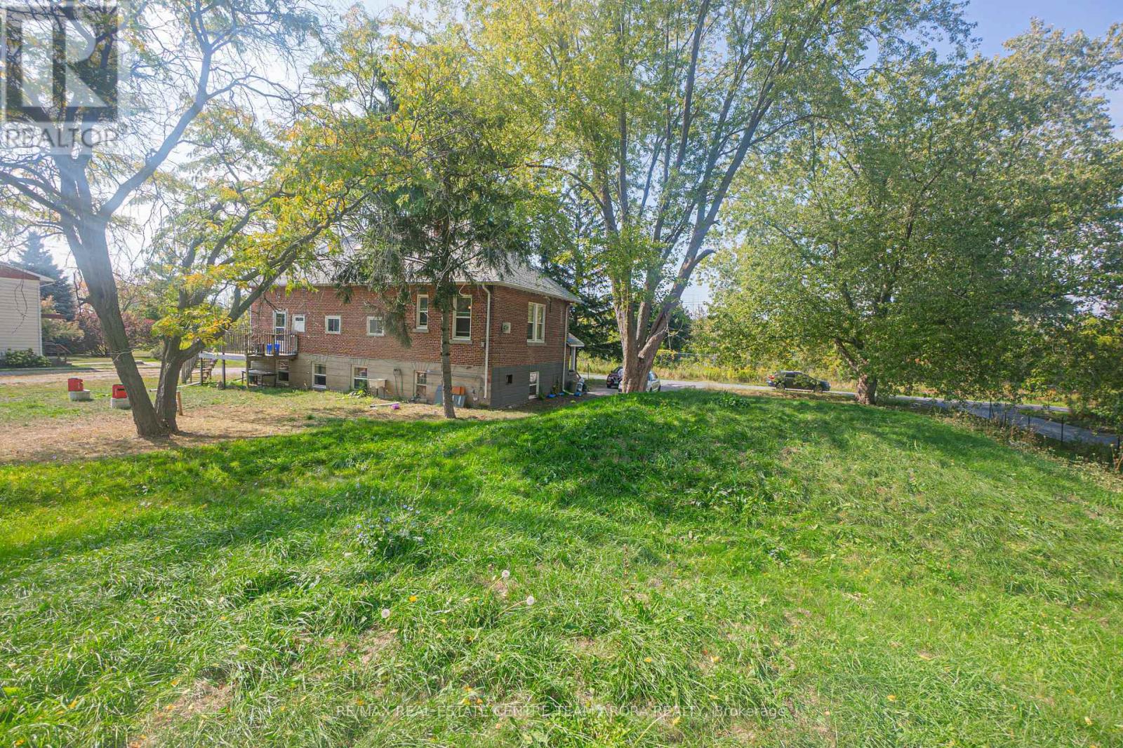 19 Quinte View Drive, Quinte West, Ontario  K8V 5P5 - Photo 17 - X12481065