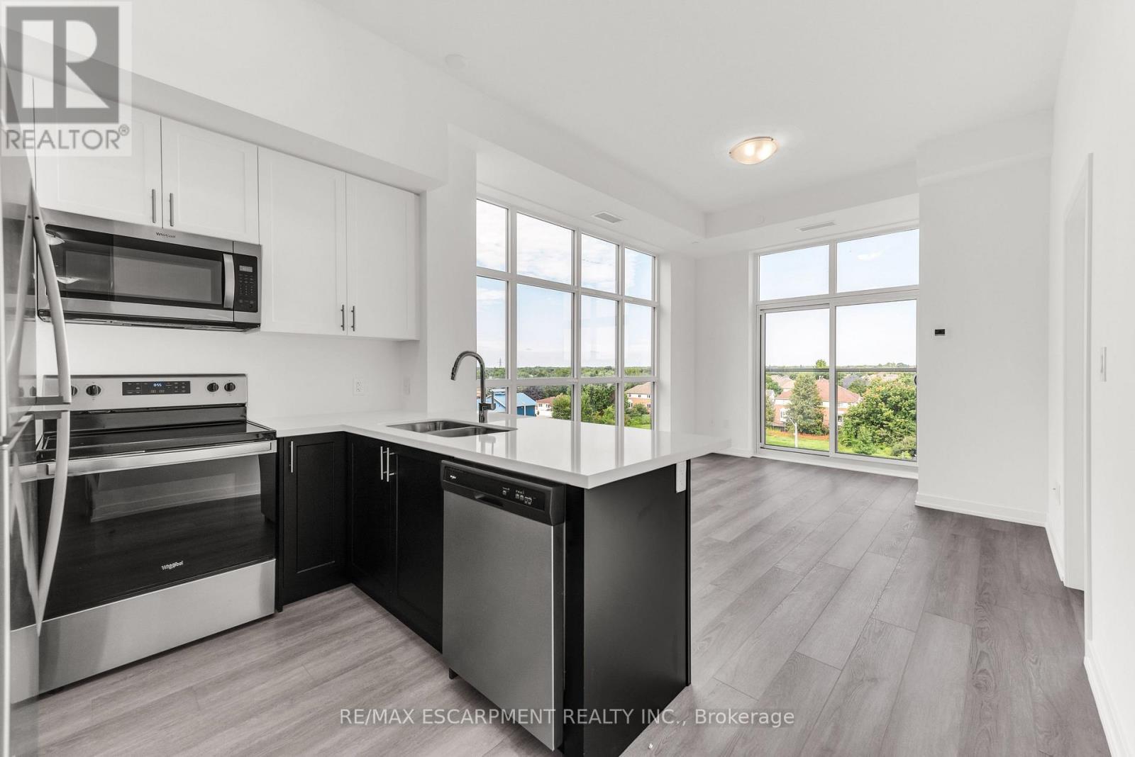 502 - 460 Dundas Street E, Hamilton, Ontario  L8B 2A5 - Photo 13 - X12481066