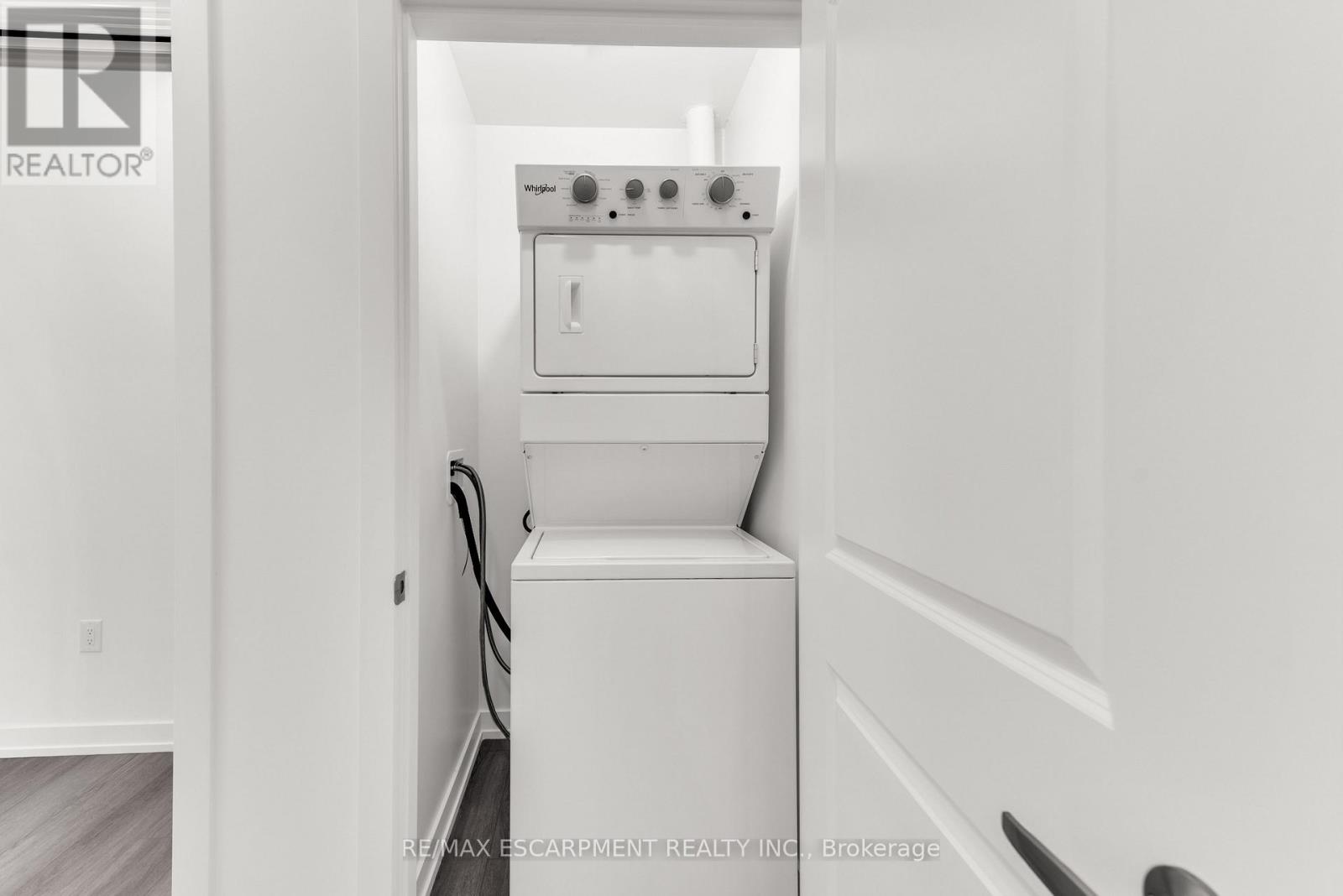 502 - 460 Dundas Street E, Hamilton, Ontario  L8B 2A5 - Photo 6 - X12481066