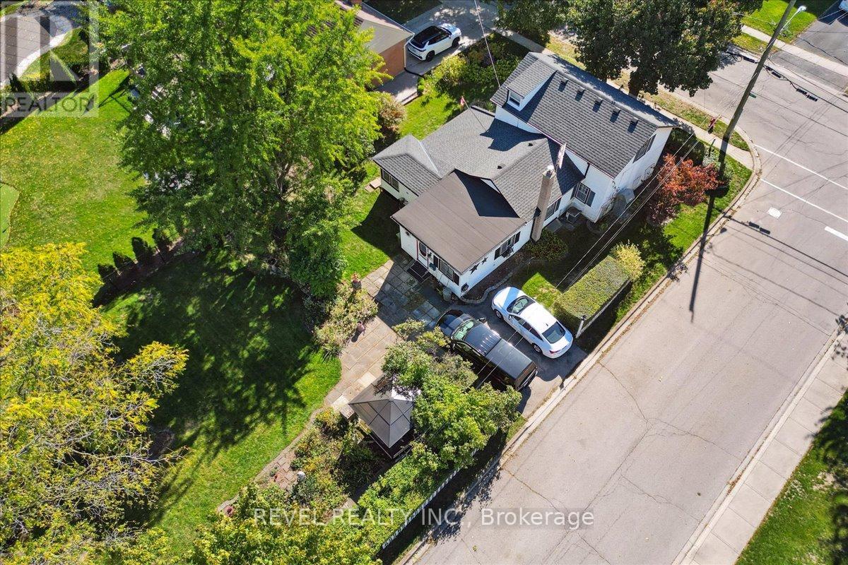 250 MILL STREET N, Hamilton, Ontario