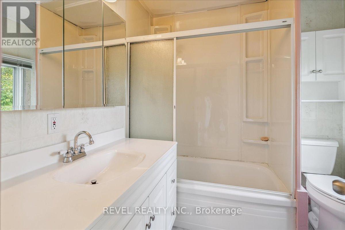 250 Mill Street N, Hamilton, Ontario  L0R 2H0 - Photo 20 - X12481123