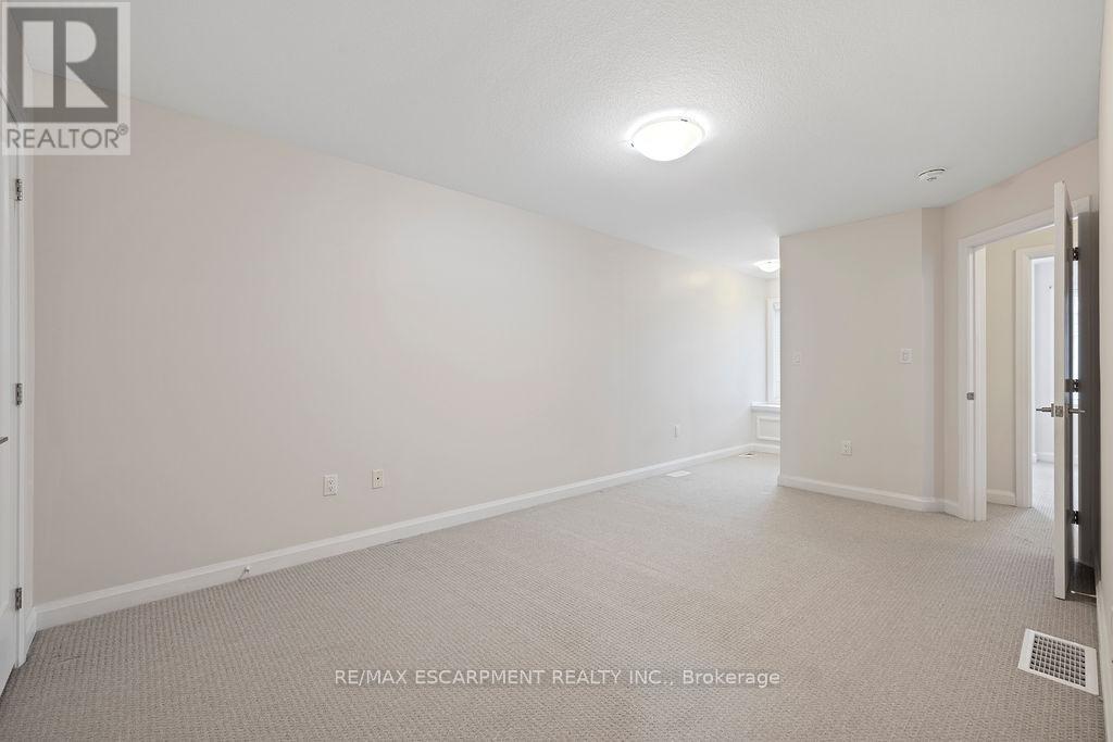 33 - 1169 Garner Road E, Hamilton, Ontario  L9G 0G8 - Photo 35 - X12481144