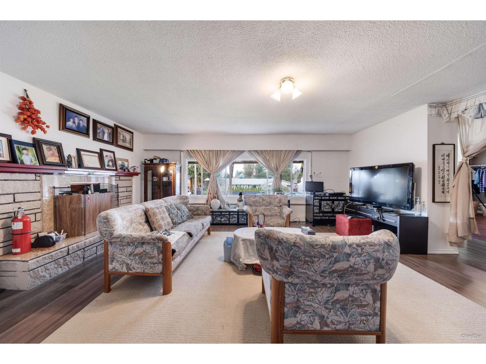 10186 144a Street, Surrey, British Columbia  V3R 3P8 - Photo 4 - R3060173