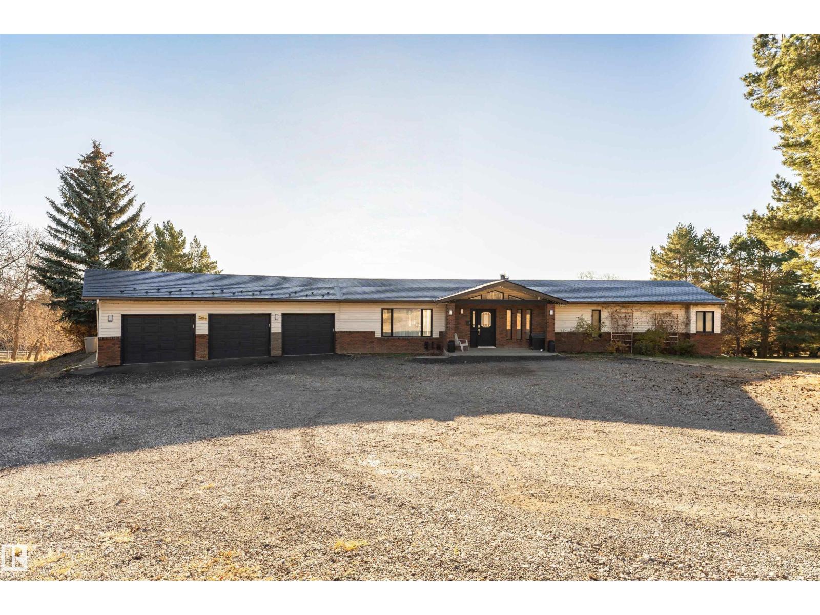 21 55517 RR 240, Rural Sturgeon County, Alberta