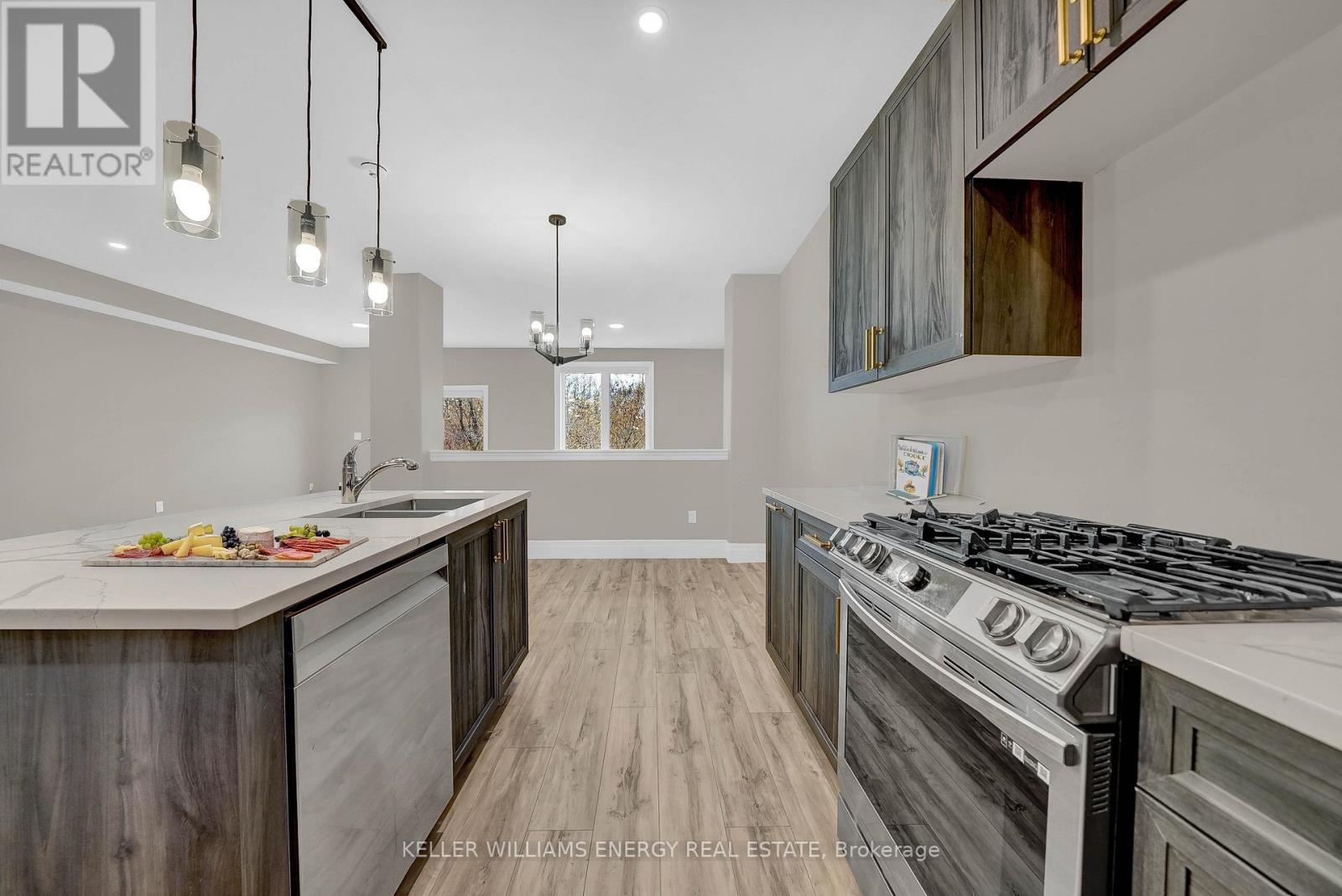 75 Markland Avenue, Prince Edward County (Picton Ward), Ontario  K0K 2T0 - Photo 11 - X12481079