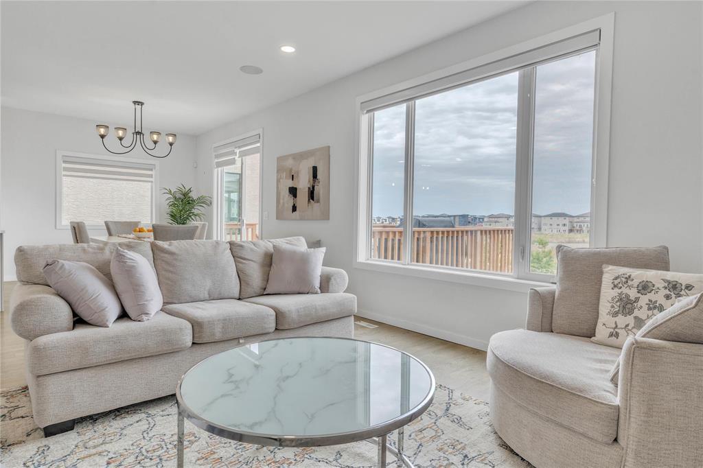 63 Mulberry Creek Drive, Winnipeg, Manitoba  R3Y 2E6 - Photo 10 - 202527244