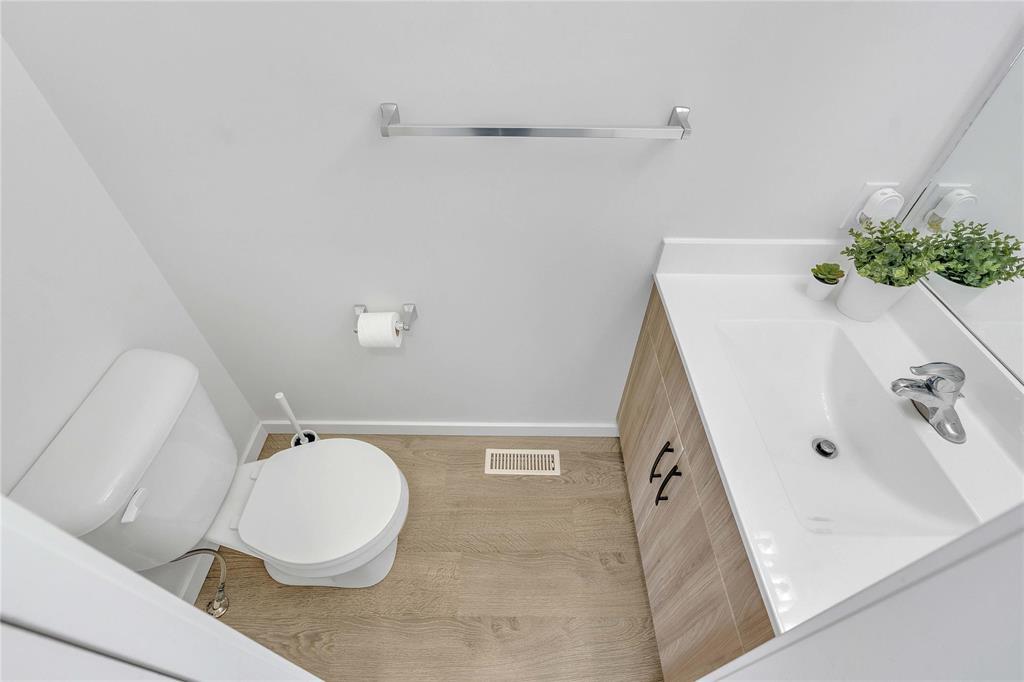 63 Mulberry Creek Drive, Winnipeg, Manitoba  R3Y 2E6 - Photo 11 - 202527244