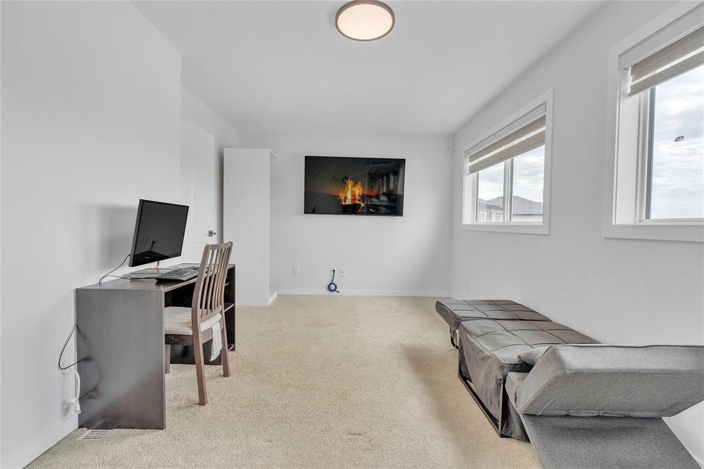 63 Mulberry Creek Drive, Winnipeg, Manitoba  R3Y 2E6 - Photo 30 - 202527244
