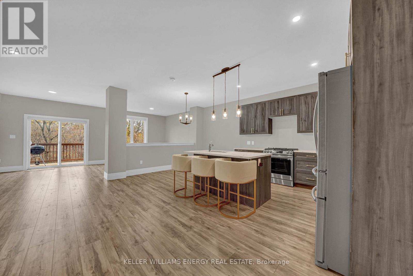 75 Markland Avenue, Prince Edward County (Picton Ward), Ontario  K0K 2T0 - Photo 8 - X12481079