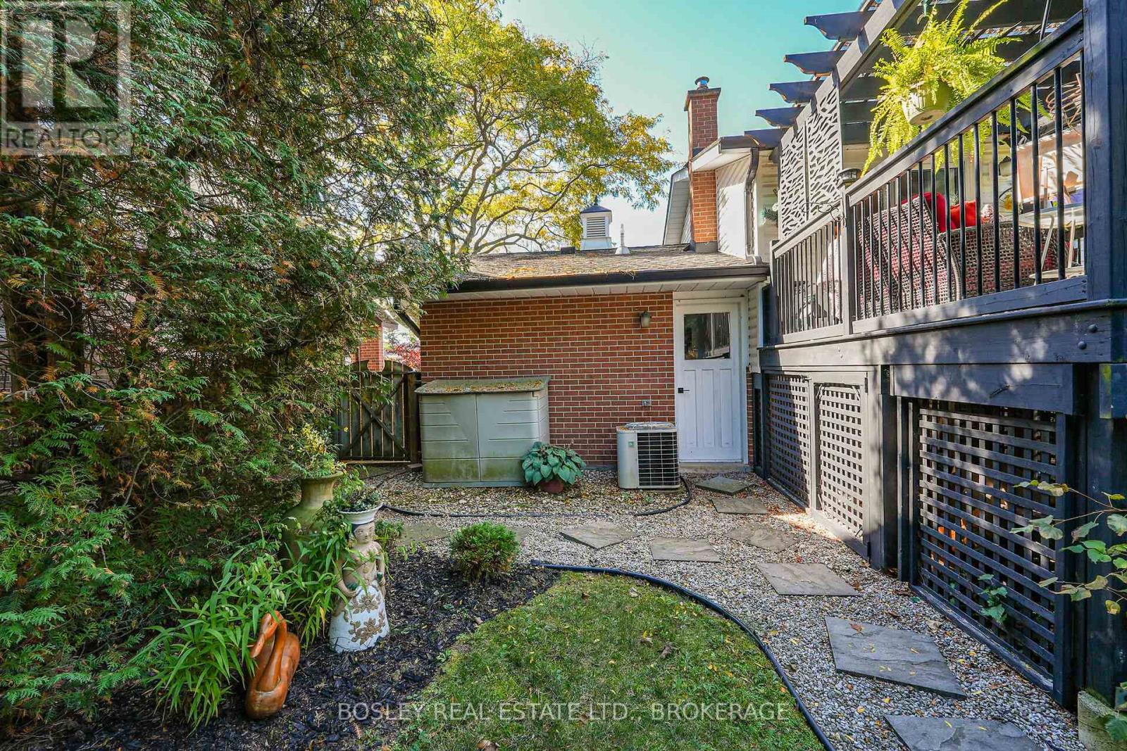 10 Northgate Circle, Niagara-On-The-Lake, Ontario  L0S 1J0 - Photo 23 - X12451372