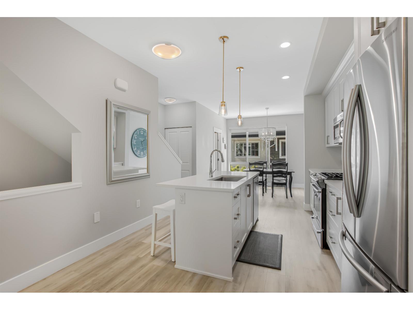 61 3039 156 Street, Surrey, British Columbia  V3Z 6T5 - Photo 5 - R3061097