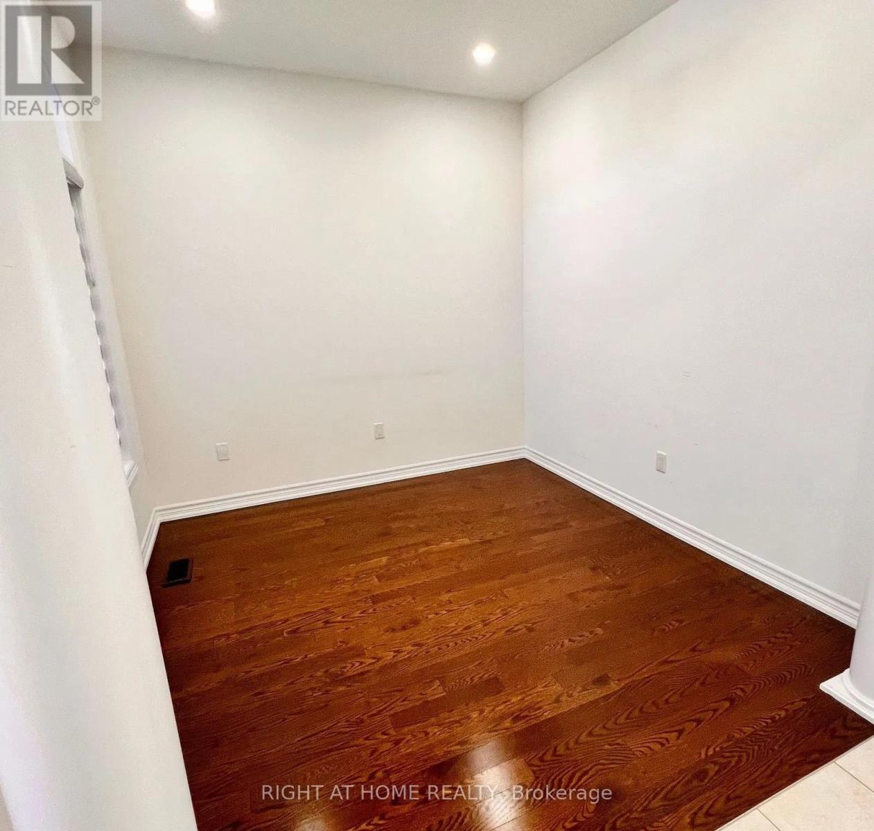 18 Goheen Street, Clarington, Ontario  L1B 0K7 - Photo 4 - E12423820
