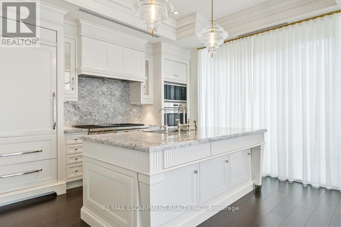 212 - 300 Randall Street, Oakville, Ontario  L6J 1R1 - Photo 25 - W12456293